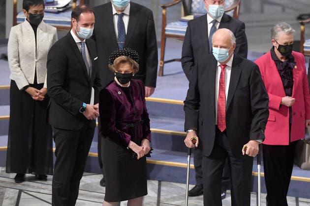 Haakon, Crown Prince of Norway, Queen Sonja of Norway and King Harald V of Norway attend the Nobel Peace Prize Award Ceremony 2021 awarded to Philippine journalist Maria Ressa and Russian journalist Dmitry Muratov for their courageous fight for freedom of expression in the face of authoritarian governments, at the Oslo City Town Hall, Norway. Both have been subject to threats for their reporting on human rights abuses and corruption carried out by the governments of Philippine President Rodrigo Duterte and Russian President Vladimir Putin respectively. DECEMBER 10th 2021  RHDx21651