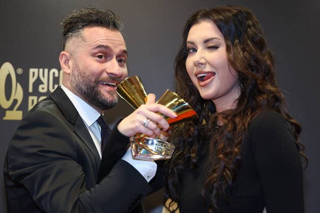 MOSCOW, RUSSIA - DECEMBER 10, 2021: Singers Irakli Pirtskhalava and Masha Veber attend the 2021 Golden Gramophone Awards ceremony at the State Kremlin Palace. Valery Sharifulin TASS  TS11B6EA