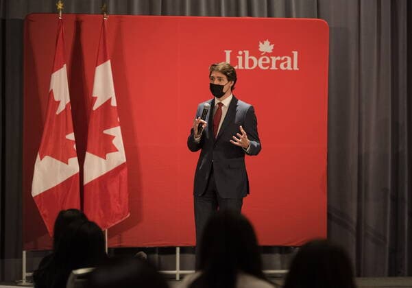 December 10, 2021, TORONTO, ON, CANADA: Prime Minster Justin Trudeau delivers remarks during a fundraiser for the Liberal Party of Canada, at the Hilton Toronto on, Friday, December 10, 2021. TORONTO CANADA  - ZUMAc35_ 20211210_zaf_c35_161 Copyright: xTijanaxMartinx