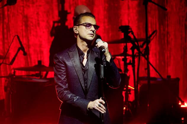 Entertainment Themen der Woche KW50 Dave Gahan & Soulsavers live bei einem Konzert zum neuen Album Imposter im Admiralspalast. Berlin, 13.12.2021 *** Dave Gahan Soulsavers live at a concert for the new album Imposter at Admiralspalast Berlin, 13 12 2021 Foto:xT.xBartillax xFuturexImage