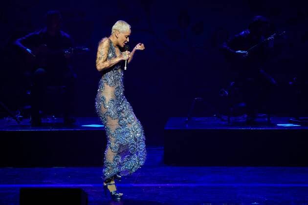 Portuguese singer Mariza performs on stage during a tribute concert on occasion of the 100th anniversary of the birth of Portuguese fado legend Amalia Rodrigues at Teatro Real in Madrid, Spain, 14 December 2021. Mariza pays tribute to Amalia Rodrigues !ACHTUNG: NUR REDAKTIONELLE NUTZUNG!  Copyright: xLucaxPiergiovannix GRAF5241 20211214-3ed8a773db52d0868f7d2d0ae30dc274a429fc5c