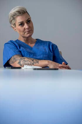 21.12.2021 , DU Duisburg , Dr. Carola Holzner , Doc Caro , Fachärztin für Anästhesiologie und spezialisiert in den Bereichen Notfallmedizin und Intensivmedizin.