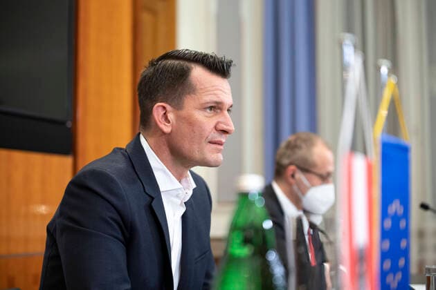 Pressekonferenz im Sozialministerium Wien zum internationalen Stand zu Omikron
