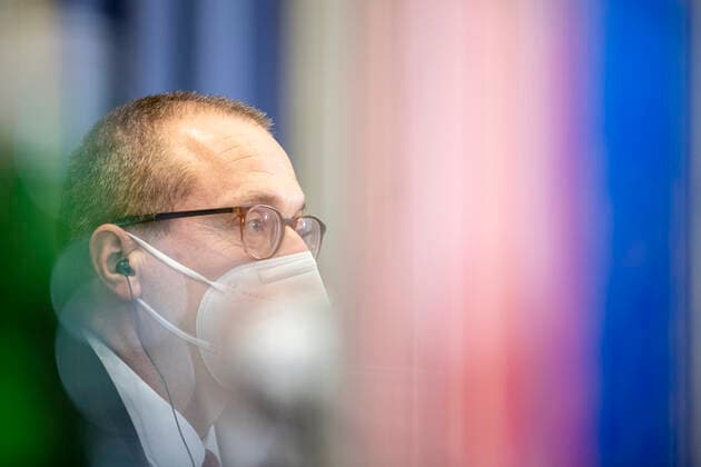 Pressekonferenz im Sozialministerium Wien zum internationalen Stand zu Omikron