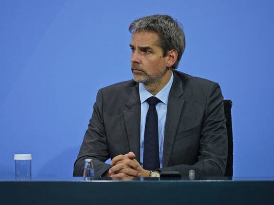 Regierungssprecher Steffen Hebestreit 21.12.2021 Pressekonferenz von Bundeskanzler Scholz, Ministerpräsident Wüst und Regierender Bürgermeisterin Giffey im Anschluss an die Beratungen mit den Regierungschefinnen und Regierungschefs der Länder Im Kanzleramt am 21.12.2021 Berlin Kanzleramt Berlin GER