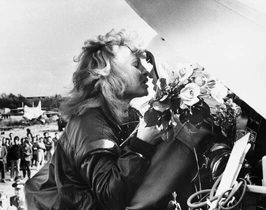 Mikoyan MiG-29 Soviet multi-purpose jet fighter aircraft 6722572 16.05.1988 Test pilot Anatoly Kvochur after a MiG-29 test flight. Airfield of the Flight Research Institute of the USSR Ministry of Aviation (now Gromov Flight Research Institute) in Zhukovsky. Zhukovsky Moscow region Russia  Copyright: xx