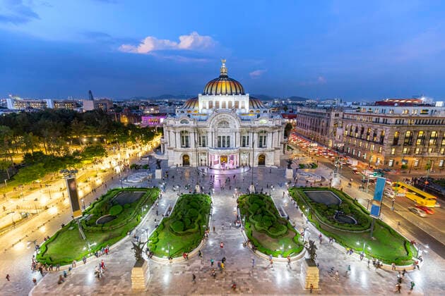 Mexico, Mexico City, Facade of Palacio de Bellas Artes at dusk, FPF00247