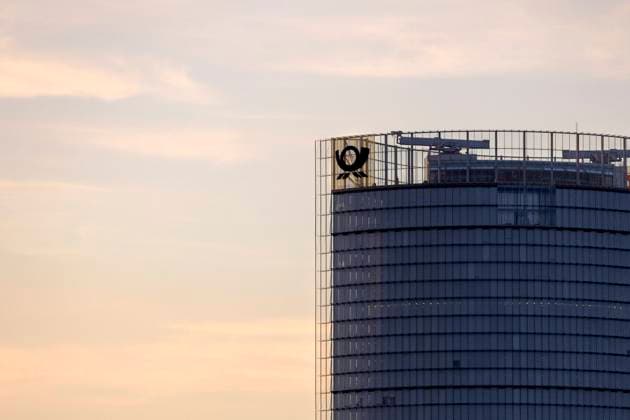 Konzernzentrale der Deutsche Post AG. (Themenbild, Symbolbild) Bonn, 25.12.2021 *** Deutsche Post AG corporate headquarters Theme image, symbol image Bonn, 25 12 2021 Foto:xC.xHardtx xFuturexImage