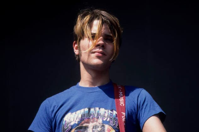 Jan Müller von Tocotronic live auf dem 2. Hurricane Festival 1998 am Eichenring. Scheeßel, 21.06.1998 *** Jan Müller of Tocotronic live at the 2 Hurricane Festival 1998 at Eichenring Scheeßel, 21 06 1998 Foto:xR.xKeuntjex xFuturexImage