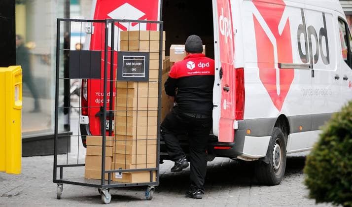 Foto Manuel Geisser 31.12.2021 Zürich : DPD Paketdienst Zürich *** Photo Manuel Geisser 31 12 2021 Zurich DPD Parcel Service Zurich