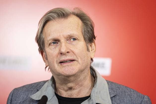 Gerhard Trabert, Autor und Arzt, aufgenommen im Rahmen der Vorstellung des Kandidaten von Die LINKE fuer das Amt des Bundespraesidenten in Berlin, 11.01.2022. Berlin Deutschland *** Gerhard Trabert, author and physician, recorded during the presentation of the candidate of Die LINKE for the office of German President in Berlin, 11 01 2022 Berlin Germany Copyright: xFlorianxGaertner photothek.dex