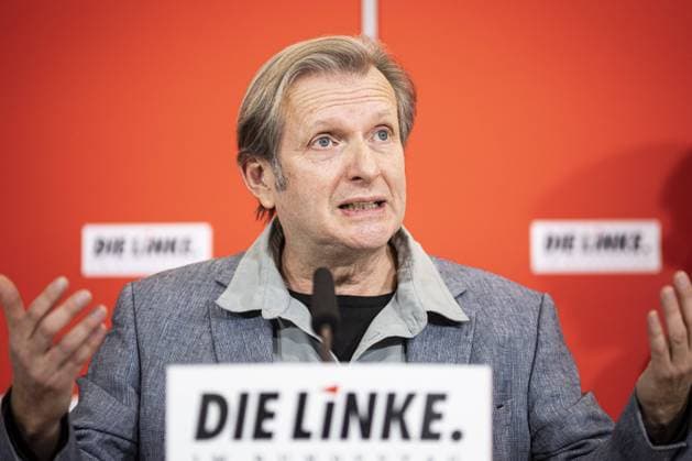 Gerhard Trabert, Autor und Arzt, aufgenommen im Rahmen der Vorstellung des Kandidaten von Die LINKE fuer das Amt des Bundespraesidenten in Berlin, 11.01.2022. Berlin Deutschland *** Gerhard Trabert, author and physician, recorded during the presentation of the candidate of Die LINKE for the office of German President in Berlin, 11 01 2022 Berlin Germany Copyright: xFlorianxGaertner photothek.dex