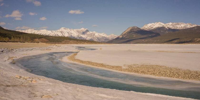 North Saskatchewan River, Alberta, 25.09.2021, Copyright: xsnelsonstockx Panthermedia23480573
