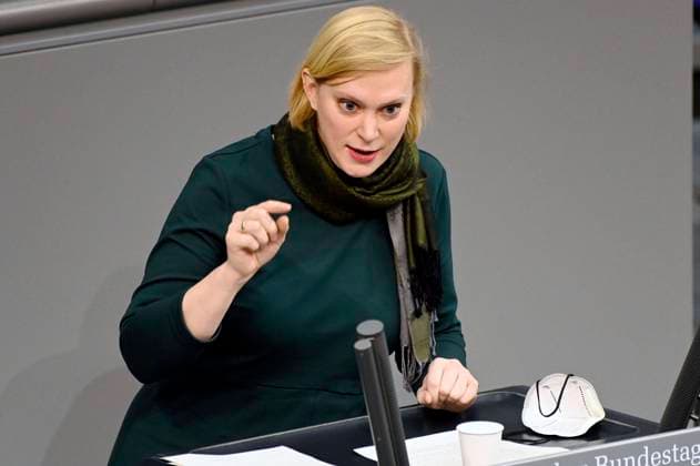 Nina Stahr in der 11. Sitzung des Deutschen Bundestages im Reichstagsgebäude. Berlin, 13.01.2022 *** Nina Stahr at the 11 session of the German Bundestag in the Reichstag building Berlin, 13 01 2022 Foto:xF.xKernx xFuturexImage