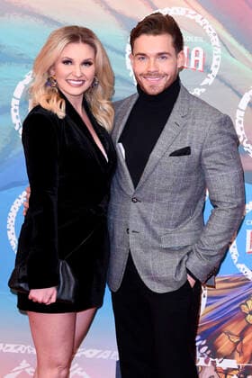 Amy Hart mit Freund Sam Rason bei der Premiere der Show Cirque du Soleil - Luzia in der Royal Albert Hall. London, 13.01.2022 *** Amy Hart with boyfriend Sam Rason at the premiere of the show Cirque du Soleil Luzia at the Royal Albert Hall London, 13 01 2022 Foto:xS.xVasx xFuturexImage