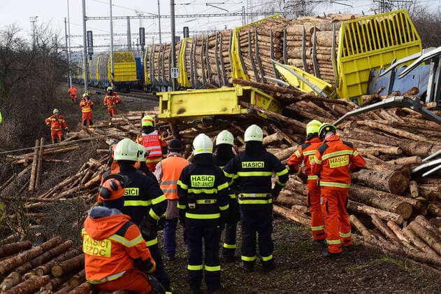 Bilder des Jahres 2022, News 01 Januar News Themen der Woche KW02 News Bilder des Tages The clash of two freight trains near the village Prosenice, Czech Republic, January 14, 2022. (CTKxPhoto LudekxPerina) CTKPhotoP2022011404637  LPE 002