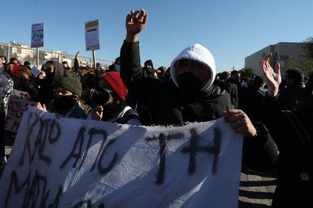 January 14, 2022, Athens, Greece: Demonstration in the education sector against the health measures imposed by the government to fight COVID-19 in the schools. Athens Greece - ZUMAv62_ 20220114_zaf_v62_019 Copyright: xAristidisxVafeiadakisx