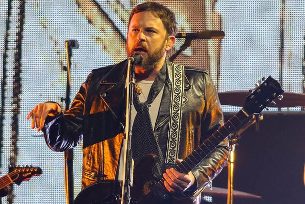 January 15, 2022, Inglewood, CA, USA: INGLEWOOD, CALIFORNIA - JANUARY 15: Caleb Followill of Kings Of Leon performs onstage during iHeartRadio ALTer EGO presented by Capital One at The Forum on January 15, 2022 in Inglewood, California. Inglewood USA - ZUMAs181 20220115_zea_s181_069 Copyright: xImagespacex
