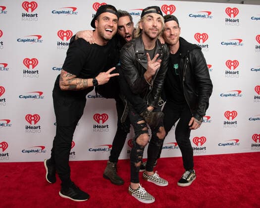 15 January 2022 - Los Angeles, California - (L-R) Rian Dawson, Jack Barakat, Alex Gaskarth, and Zack Merrick of All Time Low. iHeartRadio ALTer EGO presented by Capital One. Inglewood USA - ZUMAa123 20220115_zaa_a123_014 Copyright: xBillyxBennightx