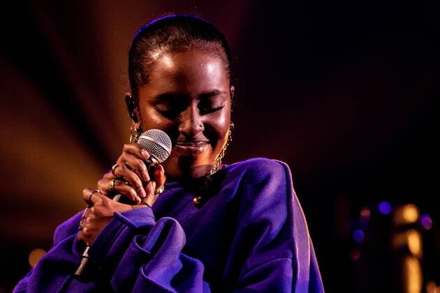 GRONINGEN - A livestream performance by Sudanese-Dutch singer songwriter Gaidaa is being recorded for Eurosonic Noorderslag. Due to the corona virus, the Groningen festival will once again take place completely online. ANP KIPPA PAUL BERGEN