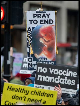 . 22 01 2022. London, United Kingdom. Anti Vax Protest at the BBC. Protest by anti vaxers including the group calling themselves Alpha Men Assemble at BBC New Broadcasting House, London  xMartynxWheatleyx xi-Imagesx IIM-23031-0012