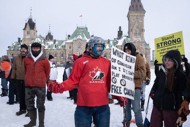 January 22, 2022, Ottawa, ON, CANADA: Demonstrators protest against public health measures taken by authorities to curb the spread of COVID-19, in Ottawa, Saturday, Jan. 22, 2022. Ottawa CANADA  - ZUMAc35_ 20220122_zaf_c35_020 Copyright: xMichaelxChisholmx