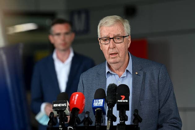 DOMINIC PERROTTET PRESSER, Association of Independent Schools NSW CEO Dr Geoff Newcombe speaks to the media during a press conference at Lidcombe Public School in Sydney, Sunday, January 23, 2022. ( NO ARCHIVING, EDITORIAL USE ONLY, NO USE IN BOOKS WITHOUT CONSENT SYDNEY NSW AUSTRALIA  Copyright: xBIANCAxDExMARCHIx 20220123001616060283