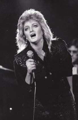 Bonnie Tyler performs circa 1983 Copyright: xRonxWolfsonx xRockxNegativesx xMediaPunchx