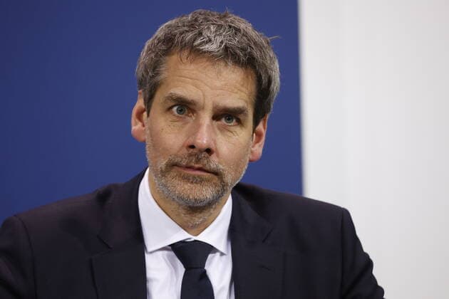 Steffen Hebestreit, Regierungssprecher der deutschen Bundesregierung und Chef des Presse- und Informationsamtes der Bundesregierung, Deutschland, Berlin, Pressekonferenz von BK Scholz, MP Wüst und der RBM’in Giffey im Anschluss an die Beratung mit den Regierungschefinnen und Regierungschefs der Länder zur aktuellen Lage der Corona-Pandemie