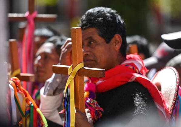 11th Anniversary Of The Death Of Bishop Samuel Ruiz Commemorated In Chiapas Hundreds of indigenous people from the villages surrounding San Cristobal de las Casas, took part in a pilgrimage and mass on the 11th anniversary of the death of Catholic Bishop Samuel Ruiz. Ruiz is best known for his role as mediator during the conflict between the Zapatista Army of National Liberation (EZLN) and the Institutional Revolutionary Party (PRI). Ruiz s diocese helped some hundreds of thousands of indigenous Maya people in Chiapas who were among Mexico s poorest marginalized communities. On Tuesday, January 25, 2022, in San Cristobal de las Casas, Chiapas, Mexico. San Cristobal de las Casas Mexico  Copyright: xArturxWidakx originalFilename: widak-11thanni220125_np0Rf.jpg