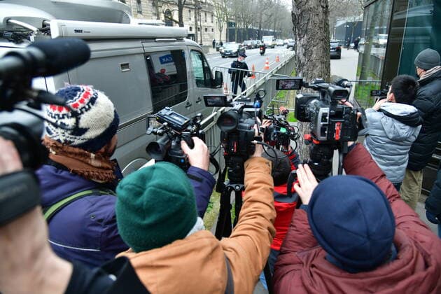 France Normandy Format Talks 6748807 26.01.2022 Journalists wait for participants of the talks of advisers to the leaders of the Normandy Four (France, Germany, Russia, Ukraine) to arrive, in Paris, France. Dominique Boutin Sputnik Paris France  Copyright: xDominiquexBoutinx