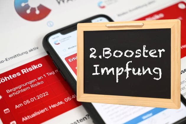 Stock- und Symbolbilder I 03.02.2022 Thema: Booster-Impfung, Booster, weitere Auffrischungsimpfung, Auffrischung, 4. Impfung, 2. Booster Impfung, zweite Booster Impfung, Doppel Booster Hamburg Neugraben Hamburg Deutschland Copyright: xLobeca FelixxSchlikisx