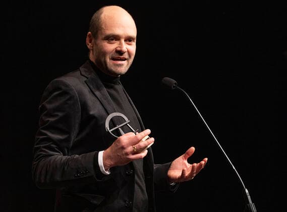 David Dencik vinder AArets mandlige birolle - tv-serie for Kastanjemanden. ROBERT-priserne bliver med Camilla Bendix som vaert uddelt i Tivoli Hotel & Congress Center loerdag den 5. februar 2022. , Copenhagen Denmark