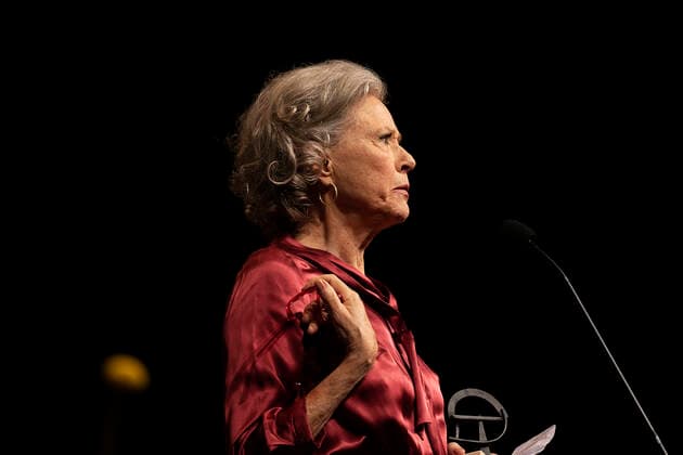 Birthe Neumann vinder AArets kvindelige hovedrolle for Pagten. ROBERT-priserne bliver med Camilla Bendix som vaert uddelt i Tivoli Hotel & Congress Center loerdag den 5. februar 2022. , Copenhagen Denmark Copyright: ClausxBechx Cop102 spdk20220205-213425-L