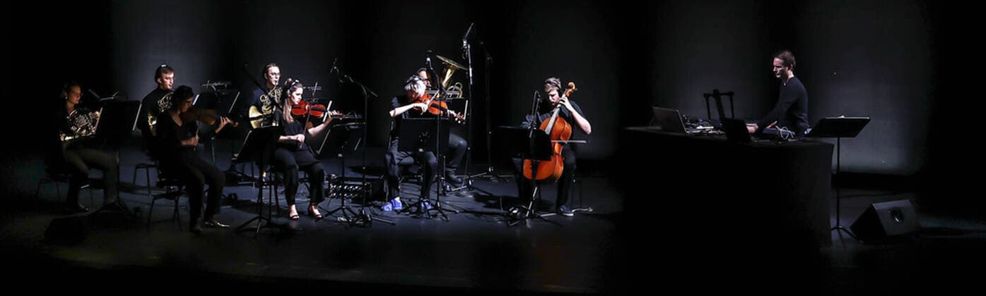 Konzert von Sven Helbig, SKILLS Record-Release-Konzert von Sven Helbig, Staatsoperette Dresden mit Ensemble Reflektor Sven Helbig mit Ensemble Reflektor