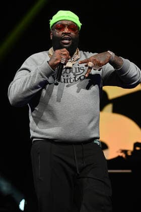 SUNRISE FL - FEBRUARY 12: Rick Ross performs during the Legendz of the Streetz Tour at The FLA Arena on February 12, 2022 in Sunrise, Florida. Copyright: xmpi04x