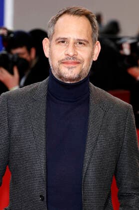 Moritz Bleibtreu bei der Premiere des Kinofilms A E I O U - Das schnelle Alphabet der Liebe A E I O U - A Quick Alphabet of Love auf der Berlinale 2022 72. Internationale Filmfestspiele Berlin im Berliale Palast. Berlin, 13.02.2022 *** Moritz Bleibtreu at the premiere of the feature film A E I O U A Quick Alphabet of Love at the Berlinale 2022 72 Berlin International Film Festival at the Berliale Palast Berlin, 13 02 2022. Foto:xD.xBedrosianx xFuturexImage