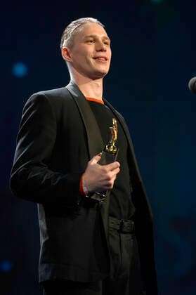 Timon Sturbej (Slowenien) bei der Verleihung der European Shooting Stars Awards 2022 auf der Berlinale 2022 72. Internationale Filmfestspiele Berlin im Berlinale Palast. Berlin, 14.02.2022