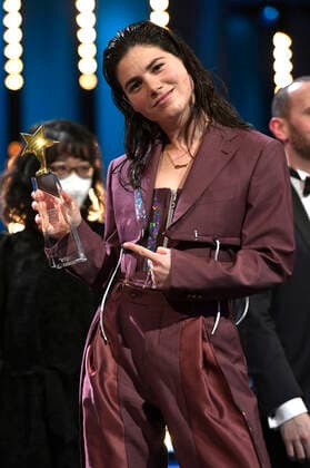 Entertainment Bilder des Tages Hanna van Vliet (Niederlande) bei der Verleihung der European Shooting Stars Awards 2022 auf der Berlinale 2022 72. Internationale Filmfestspiele Berlin im Berlinale Palast. Berlin, 14.02.2022