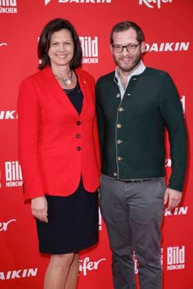 Ilse Aigner Julian Reichelt Aufschlag bei BILD - BILD MÜNCHEN wird 50! am 3. Mai 2018 in MTTC Iphitos München *** Ilse Aigner Julian Reichelt Supplement at Picture Picture Munich will 50 on 3 May 2018 in MTTC Iphitos Munich Copyright: xVISTAPRESSx xG.xChlebarov