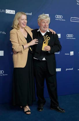 Laudatorin Caroline Peters und Preisträger Jörg Schüttauf Verleihung 7. DEUTSCHER SCHAUSPIELPREIS am 14. September 2018 im Zoo Palast in Berlin *** Laudator Caroline Peters and Award Winner Jörg Schüttauf award Ceremony 7 German ACTRESS AWARD on 14 September 2018 at Zoo Palace in Berlin Copyright: xVISTAPRESSx xLanaxYassi