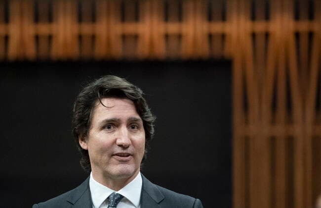 February 15, 2022, Ottawa, ON, Canada: Prime Minister Justin Trudeau rises during Question Period, Tuesday, February 15, 2022 in Ottawa. Ottawa Canada  - ZUMAc35_ 20220215_zaf_c35_163 Copyright: xAdrianxWyldx