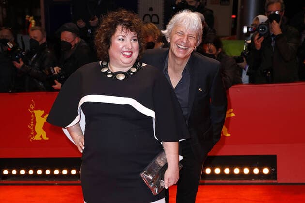 Meltem Kaptan und Regisseur Andreas Dresen bei der Ankunft zur Abschluss Feier am Berlinale Palast vom International Film Festival Berlinale am 16.02.2022 in Berlin Berlinale 2022- Abschluss Feier Closing Ceremony