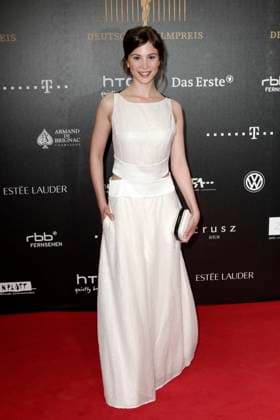 Aylin Tezel Kleid Armani 62. Verleihung Deutscher Filmpreis 2012 LOLA-Gala am 27. April im Friedrichstadtpalast *** Aylin Tezel Dress Armani 62 award Ceremony German Film Award 2012 Lola Gala on 27 April at Friedrichstadtpalast Copyright: xVISTAPRESS GeorgxChlebarov