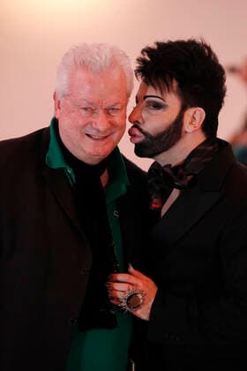 Dieter Schroth Harald Glööckler Vorstellung der Frühjahr- Sommerkollektion Glööckler presented by bonprix am 14. Januar 2013 im Hotel de Rome Berlin *** Dieter Schroth Harald Glööckler presentation the Spring Summer collection Glööckler presented by bonprix on 14 January 2013 at Hotel de Rome Berlin Copyright: x