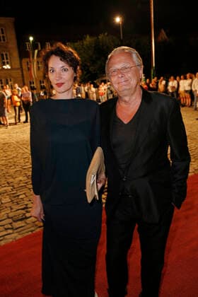 Jeanne Balibar und Frank Castorf Staatsempfang anlässlich der Eröffnung der Richard-Wagner-Festspiele 2014 am 25. Juli 2014 im Neuen Schloss Bayreuth *** Jeanne Balibar and Frank Castorf State reception on the occasion of the Opening the Richard Wagner Festival 2014 on 25 July 2014 at New Castle Bayreuth Copyright: x