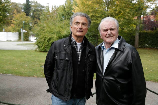 Max Greger mit Sohn Max Greger junior Trauerfeier für Joachim Fuchsberger am 22. September 2014 die Gedenkstunde im August-Everding-Saal in Grünwald bei München *** Max Greger with Son Max Greger Junior Funeral service for Joachim Fuchsberger on 22 September 2014 the Gedenkstunde at August Everding Room in Grünwald at Munich Copyright: x