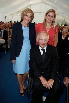 Wolfgang Schäuble mit Ehefrau Ingeborg und Tochter Juliane Schäuble Henry_A._Kissinger Preis 2017 am 20. Juni 2017 in der American Academy in Berlin *** Wolfgang Schäuble with Wife Ingeborg and Subsidiary Juliane Schäuble Henry a Kissinger Price 2017 on 20 June 2017 in the American Academy in Berlin Copyright: x