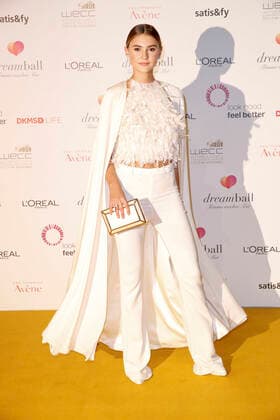 Stefanie Giesinger (GNTM Gewinnerin 2014) dreamball 2017 unter dem Motto look good feel better am 20. September 2017 im WECC Westhafen Event & Convention Center in Berlin *** Stefanie Giesinger GNTM Winner 2014 Dreamball 2017 at the Motto Look Good Feel better on 20 September 2017 at WECC Western Port Event Convention Center in Berlin Copyright: xVISTAPRESSx xG.xChlebarov