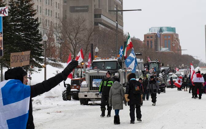February 20, 2022, QUEBEC, PQ, Canada: A few hundred people demonstrate against COVID-19 measures Sunday, February 20, 2022 near the legislature in Quebec City. QUEBEC Canada  - ZUMAc35_ 20220220_zaf_c35_070 Copyright: xJacquesxBoissinotx